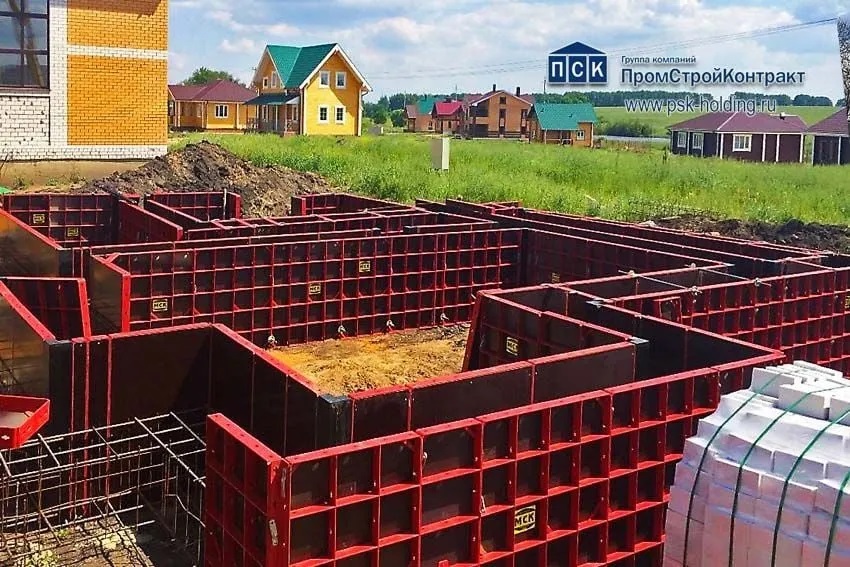 Опалубка для фундамента МСК — характеристики и описание